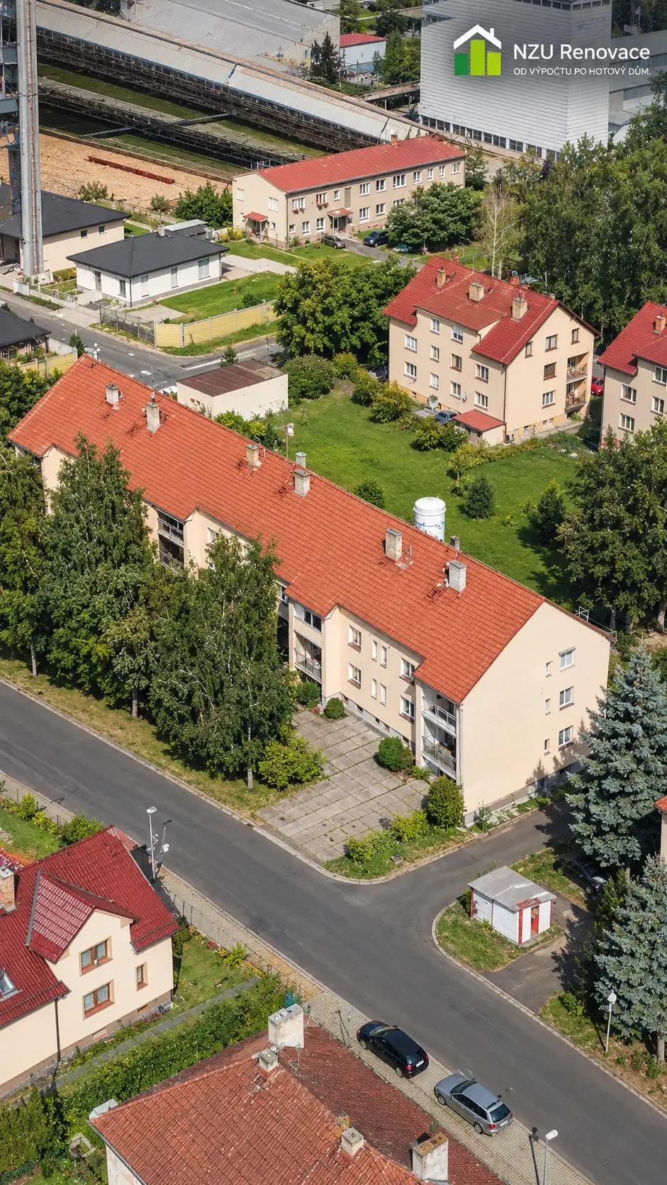 Bytový dům v Uhlířských Janovicích po renovaci